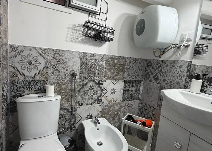 Stazione Apartamento *